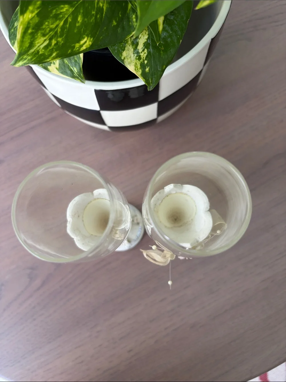 ✨VINTAGE✨Bride and Groom Glass Champagne Flutes